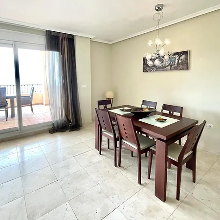 Apartment Luxury Hills Pool & Garden *